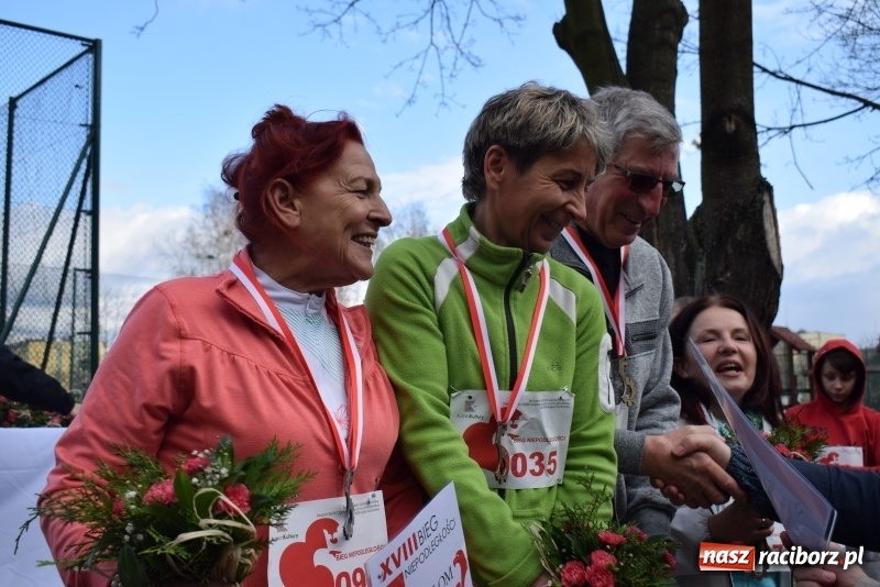Zdjęcie w galerii na portalu naszraciborz.pl: Świąteczne bieganie w Kuźni, czyli Bieg Niepodległości wiadomości z regionu