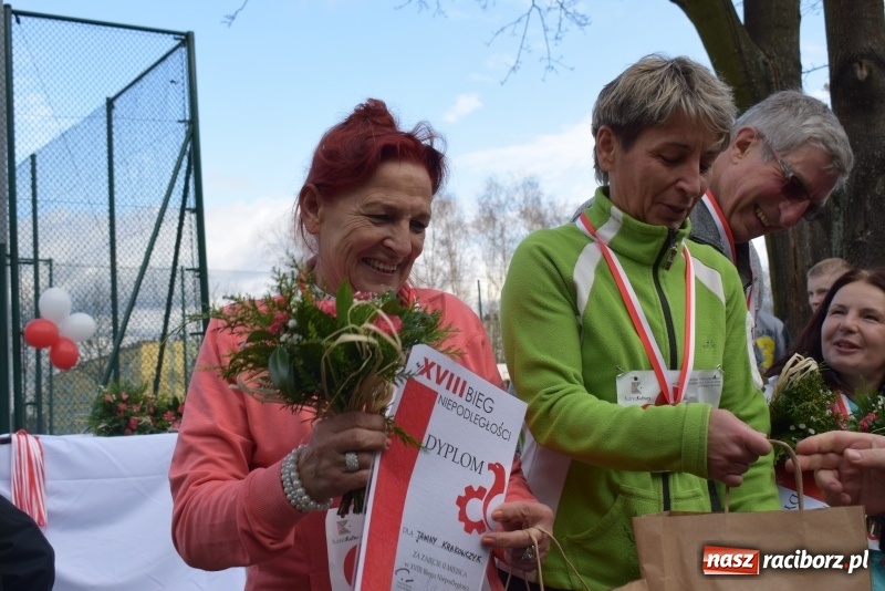 Zdjęcie w galerii na portalu naszraciborz.pl: Świąteczne bieganie w Kuźni, czyli Bieg Niepodległości wiadomości z regionu