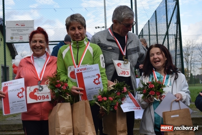 Zdjęcie w galerii na portalu naszraciborz.pl: Świąteczne bieganie w Kuźni, czyli Bieg Niepodległości wiadomości z regionu