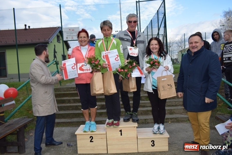 Zdjęcie w galerii na portalu naszraciborz.pl: Świąteczne bieganie w Kuźni, czyli Bieg Niepodległości wiadomości z regionu