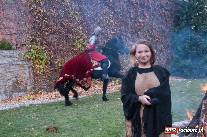 Zdjęcie w galerii na portalu naszraciborz.pl: Święty Marcin w farskich ogrodach na Starej Wsi wiadomości z regionu