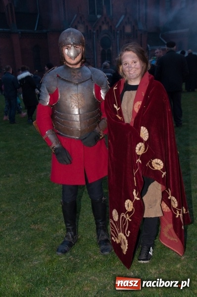 Zdjęcie w galerii na portalu naszraciborz.pl: Święty Marcin w farskich ogrodach na Starej Wsi wiadomości z regionu