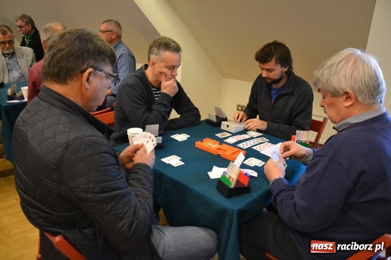 Zdjęcie w galerii na portalu naszraciborz.pl: IV Otwarty Turniej Brydża Sportowego na Zamku Piastowskim za nami wiadomości z regionu