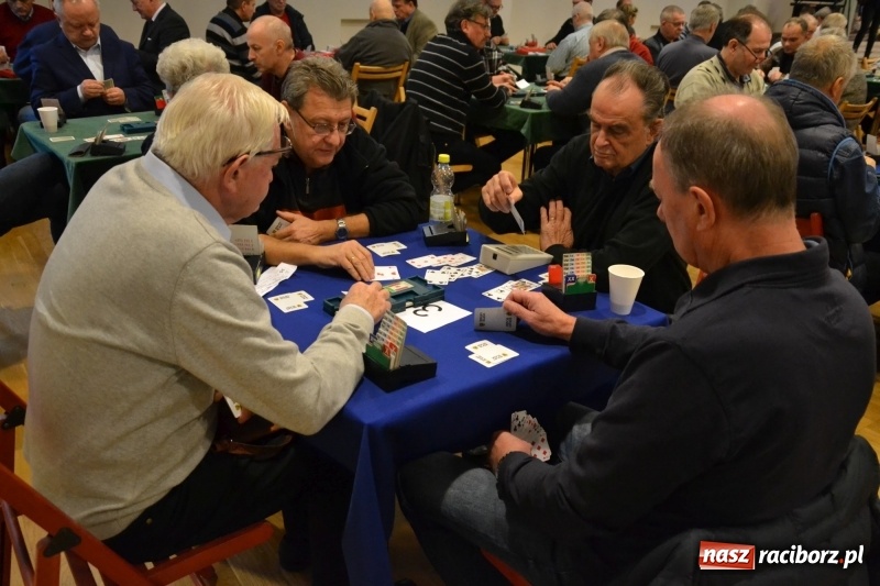 Zdjęcie w galerii na portalu naszraciborz.pl: IV Otwarty Turniej Brydża Sportowego na Zamku Piastowskim za nami wiadomości z regionu