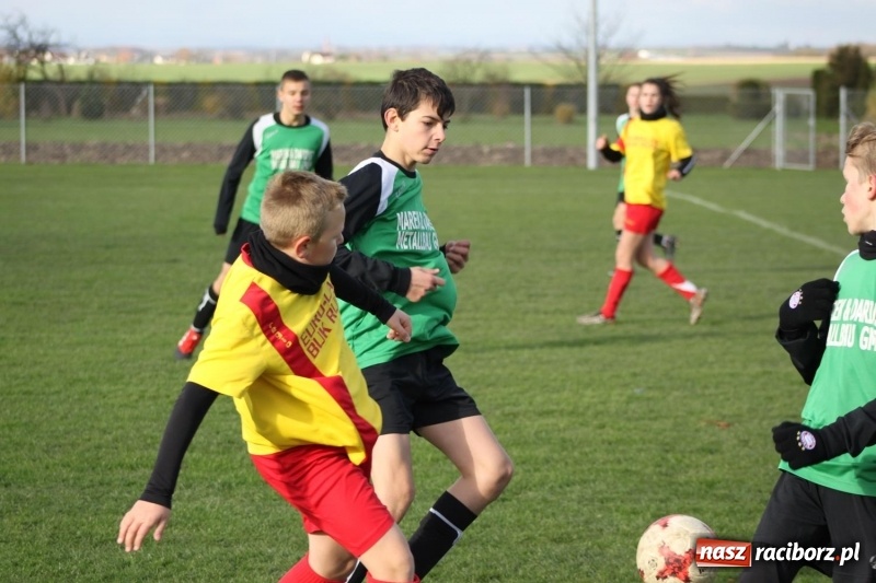 Zdjęcie w galerii na portalu naszraciborz.pl: Trampkarze Rud pokonani w Borucinie wiadomości z regionu