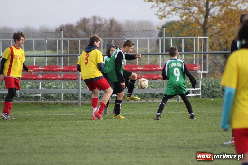 Zdjęcie w galerii na portalu naszraciborz.pl: Trampkarze Rud pokonani w Borucinie wiadomości z regionu