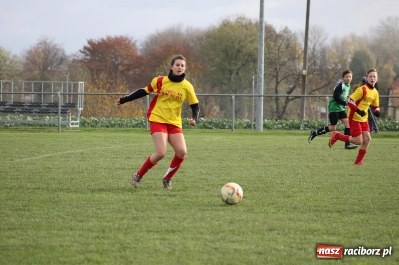 Zdjęcie w galerii na portalu naszraciborz.pl: Trampkarze Rud pokonani w Borucinie wiadomości z regionu