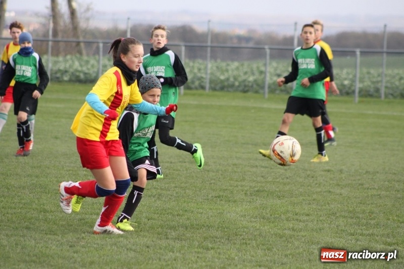 Zdjęcie w galerii na portalu naszraciborz.pl: Trampkarze Rud pokonani w Borucinie wiadomości z regionu
