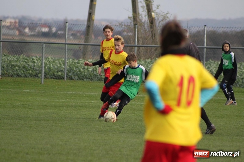 Zdjęcie w galerii na portalu naszraciborz.pl: Trampkarze Rud pokonani w Borucinie wiadomości z regionu