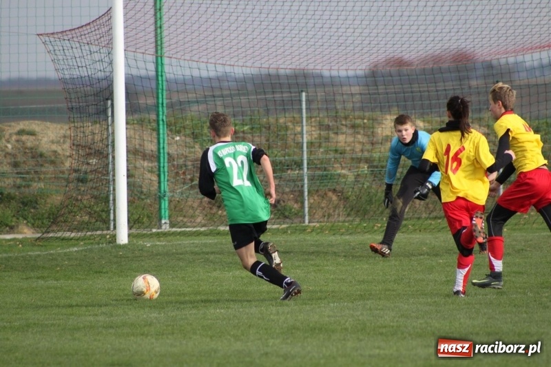 Zdjęcie w galerii na portalu naszraciborz.pl: Trampkarze Rud pokonani w Borucinie wiadomości z regionu