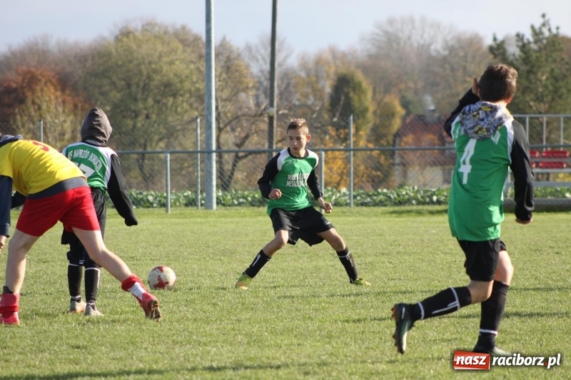 Zdjęcie w galerii na portalu naszraciborz.pl: Trampkarze Rud pokonani w Borucinie wiadomości z regionu