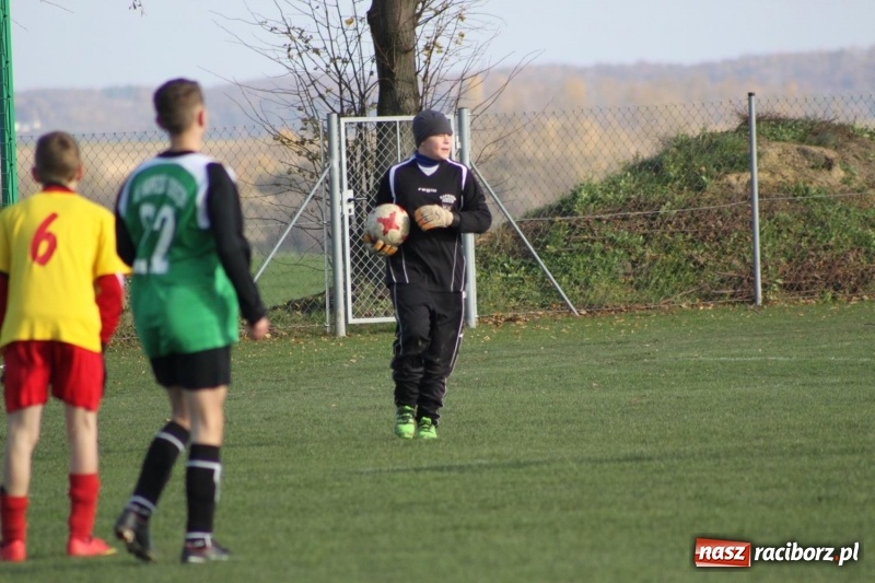 Zdjęcie w galerii na portalu naszraciborz.pl: Trampkarze Rud pokonani w Borucinie wiadomości z regionu