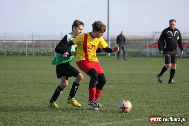 Zdjęcie w galerii na portalu naszraciborz.pl: Trampkarze Rud pokonani w Borucinie wiadomości z regionu