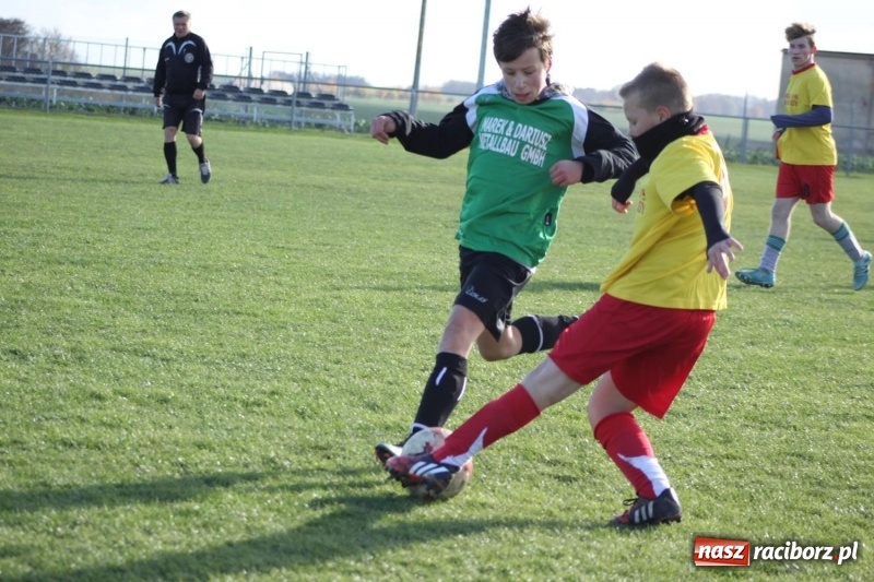 Zdjęcie w galerii na portalu naszraciborz.pl: Trampkarze Rud pokonani w Borucinie wiadomości z regionu