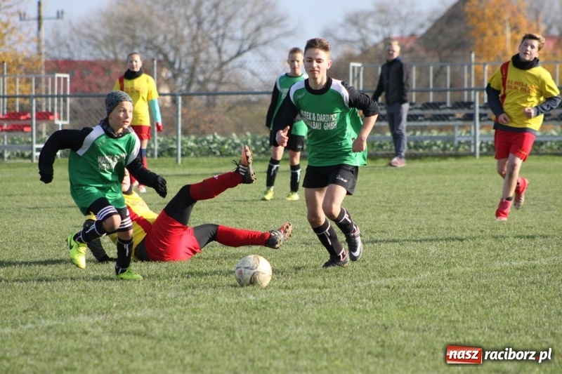 Zdjęcie w galerii na portalu naszraciborz.pl: Trampkarze Rud pokonani w Borucinie wiadomości z regionu