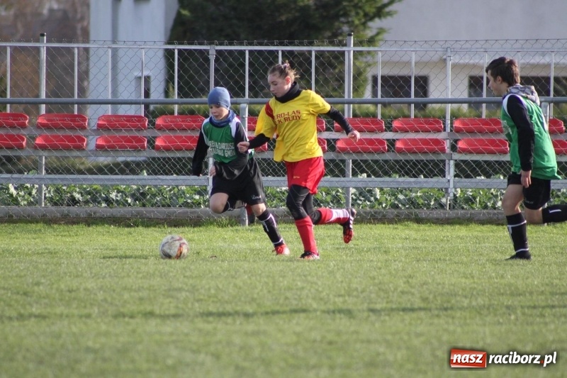 Zdjęcie w galerii na portalu naszraciborz.pl: Trampkarze Rud pokonani w Borucinie wiadomości z regionu
