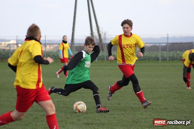 Zdjęcie w galerii na portalu naszraciborz.pl: Trampkarze Rud pokonani w Borucinie wiadomości z regionu