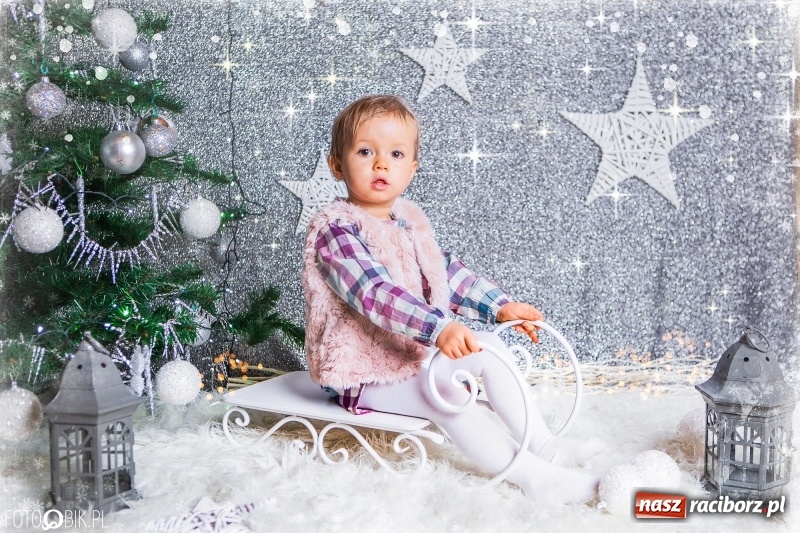 Zdjęcie w galerii na portalu naszraciborz.pl: Zachowaj magię tegorocznych Świąt i uśmiech dziecka na… fotografii wiadomości z regionu
