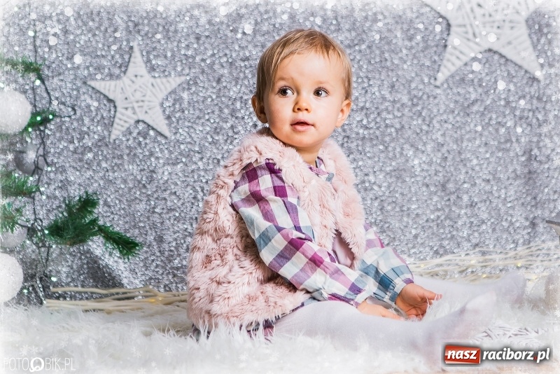Zdjęcie w galerii na portalu naszraciborz.pl: Zachowaj magię tegorocznych Świąt i uśmiech dziecka na… fotografii wiadomości z regionu