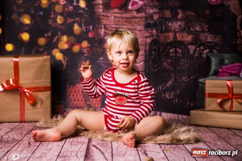 Zdjęcie w galerii na portalu naszraciborz.pl: Zachowaj magię tegorocznych Świąt i uśmiech dziecka na… fotografii wiadomości z regionu