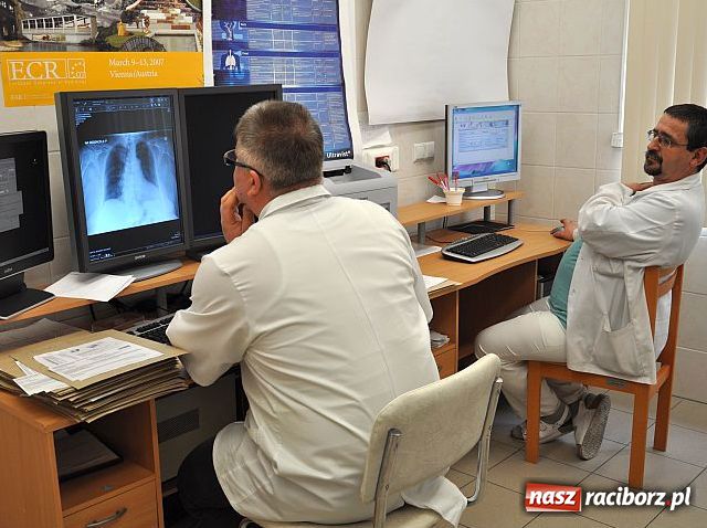 Zdjęcie w galerii na portalu naszraciborz.pl: Prześwietlamy wzdłuż i wszerz wiadomości z regionu