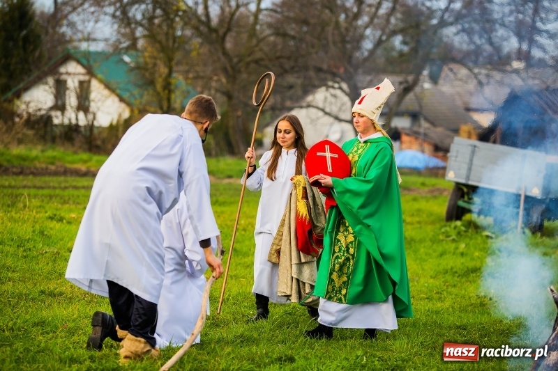 Zdjęcie w galerii na portalu naszraciborz.pl: Obchody Świętego Marcina w Samborowicach wiadomości z regionu