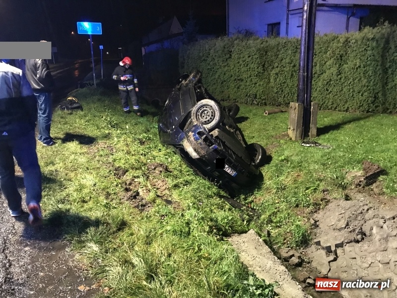 Zdjęcie w galerii na portalu naszraciborz.pl: Zderzenie volkswagena i seata na DK 45 w Tworkowie wiadomości z regionu