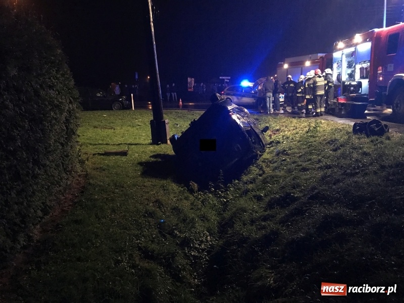 Zdjęcie w galerii na portalu naszraciborz.pl: Zderzenie volkswagena i seata na DK 45 w Tworkowie wiadomości z regionu