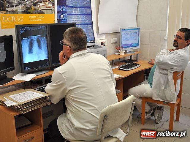 Zdjęcie w galerii na portalu naszraciborz.pl: Prześwietlamy wzdłuż i wszerz wiadomości z regionu