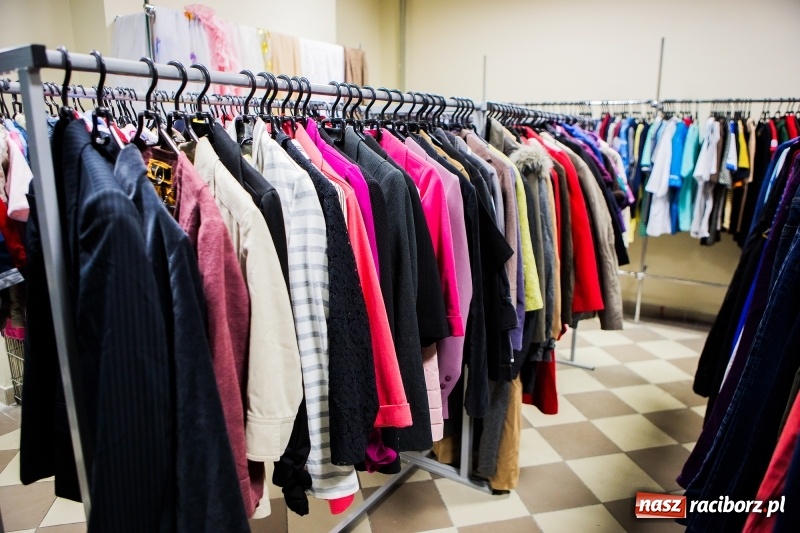 Zdjęcie w galerii na portalu naszraciborz.pl: Nowy komis MAŁA SZWAJCARIA zaprasza  wiadomości z regionu