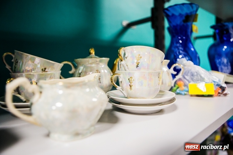 Zdjęcie w galerii na portalu naszraciborz.pl: Nowy komis MAŁA SZWAJCARIA zaprasza  wiadomości z regionu