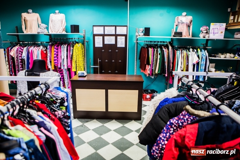 Zdjęcie w galerii na portalu naszraciborz.pl: Nowy komis MAŁA SZWAJCARIA zaprasza  wiadomości z regionu