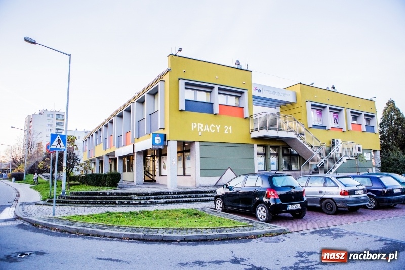 Zdjęcie w galerii na portalu naszraciborz.pl: Nowy komis MAŁA SZWAJCARIA zaprasza  wiadomości z regionu