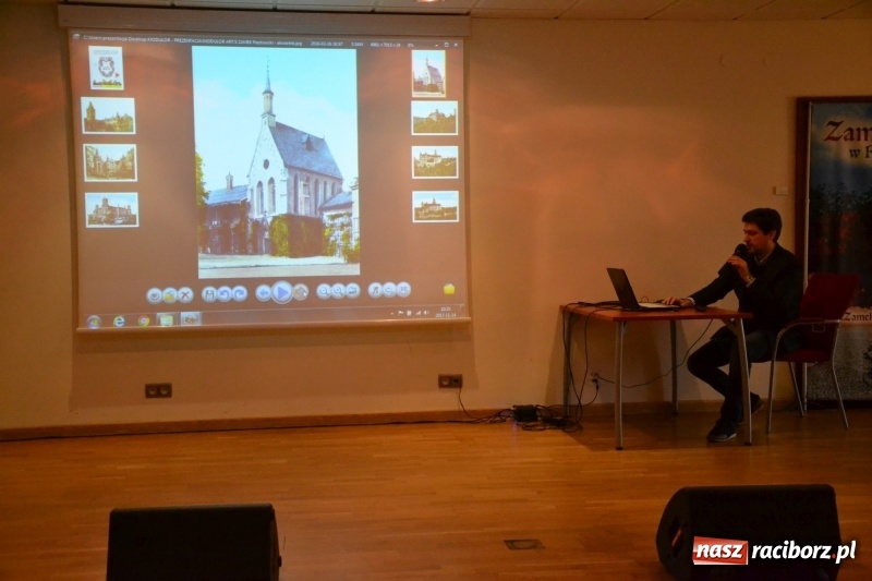 Zdjęcie w galerii na portalu naszraciborz.pl: Światowy Tydzień Przedsiębiorczości ruszył na Zamku Piastowskim wiadomości z regionu