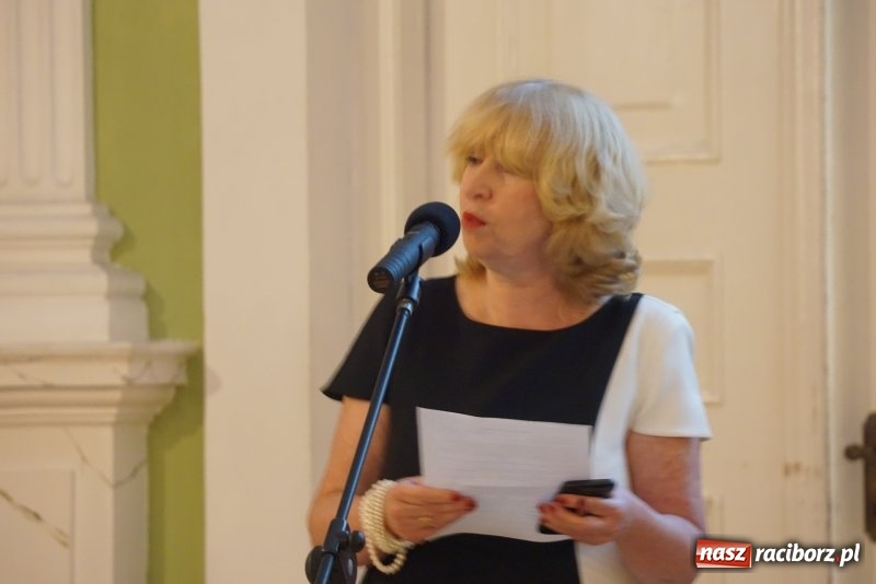 Zdjęcie w galerii na portalu naszraciborz.pl: Miasto nagrodzone za film o 800-leciu Raciborza  wiadomości z regionu