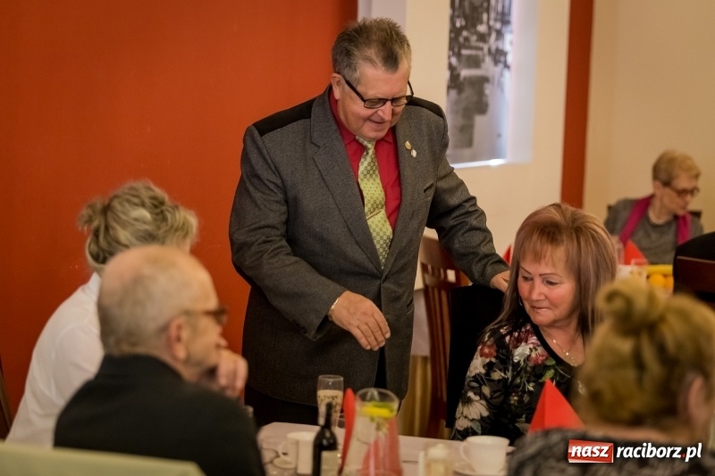 Zdjęcie w galerii na portalu naszraciborz.pl: Koło Racibórz-Centrum PZERiI świętowało Dzień Seniora wiadomości z regionu
