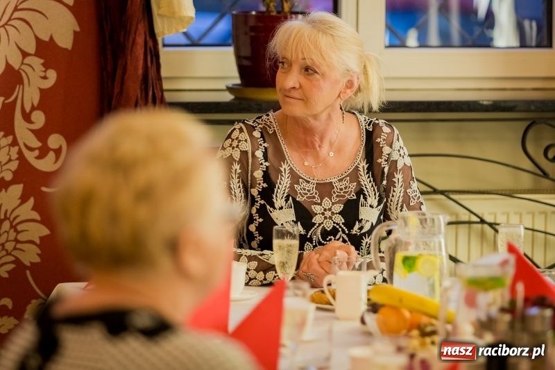 Zdjęcie w galerii na portalu naszraciborz.pl: Koło Racibórz-Centrum PZERiI świętowało Dzień Seniora wiadomości z regionu