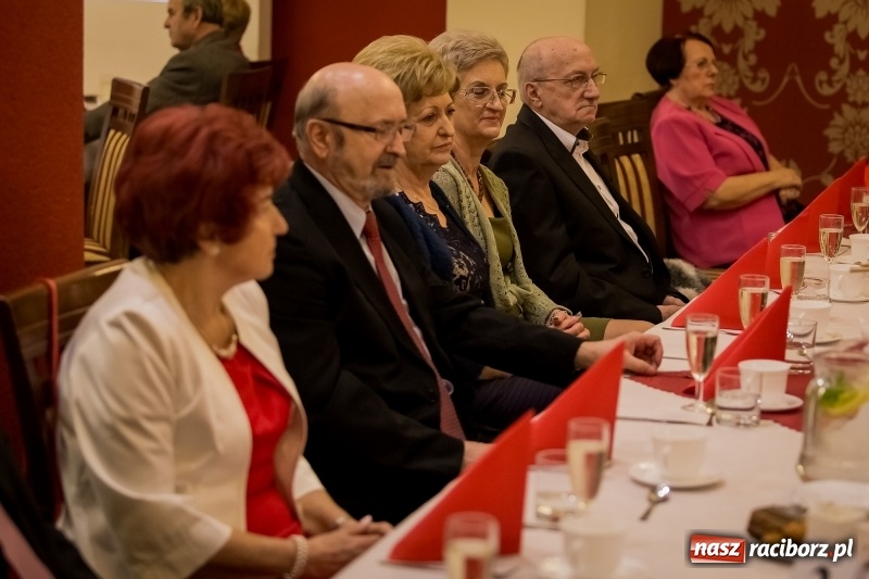 Zdjęcie w galerii na portalu naszraciborz.pl: Koło Racibórz-Centrum PZERiI świętowało Dzień Seniora wiadomości z regionu