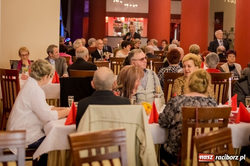 Zdjęcie w galerii na portalu naszraciborz.pl: Koło Racibórz-Centrum PZERiI świętowało Dzień Seniora wiadomości z regionu