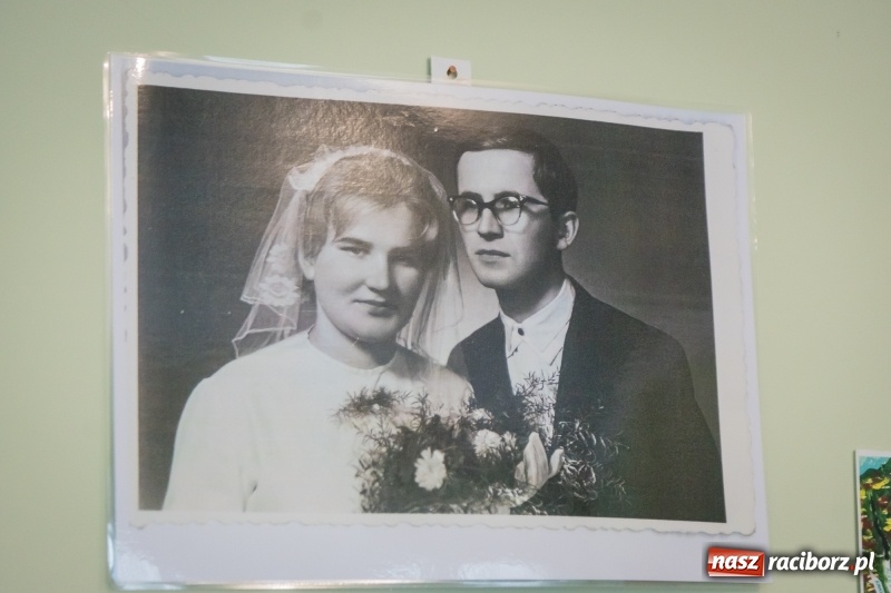 Zdjęcie w galerii na portalu naszraciborz.pl: Platynowa rocznica małżeństwa Państwa Anny i Aleksandra Bednarzów wiadomości z regionu