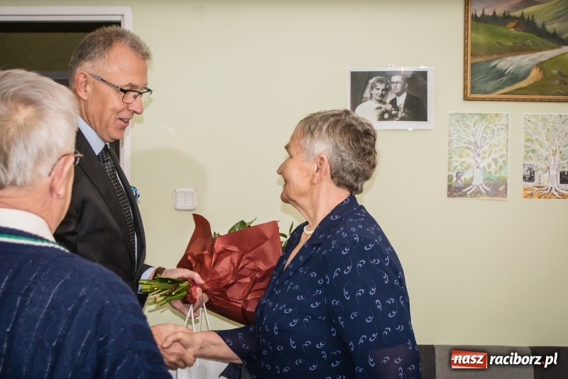 Zdjęcie w galerii na portalu naszraciborz.pl: Platynowa rocznica małżeństwa Państwa Anny i Aleksandra Bednarzów wiadomości z regionu