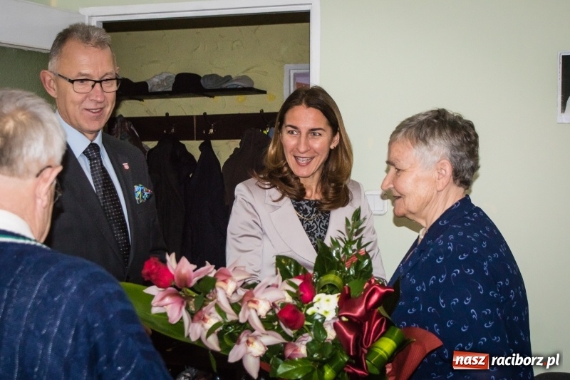 Zdjęcie w galerii na portalu naszraciborz.pl: Platynowa rocznica małżeństwa Państwa Anny i Aleksandra Bednarzów wiadomości z regionu