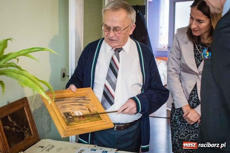 Zdjęcie w galerii na portalu naszraciborz.pl: Platynowa rocznica małżeństwa Państwa Anny i Aleksandra Bednarzów wiadomości z regionu