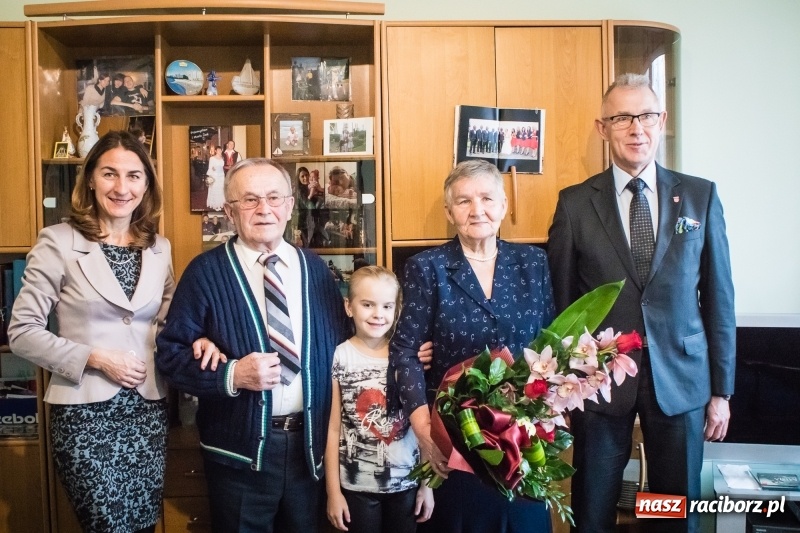 Zdjęcie w galerii na portalu naszraciborz.pl: Platynowa rocznica małżeństwa Państwa Anny i Aleksandra Bednarzów wiadomości z regionu