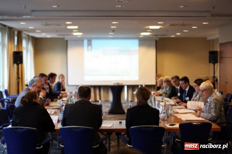 Zdjęcie w galerii na portalu naszraciborz.pl: Regiony regionom - w ochronie klimatu wiadomości z regionu