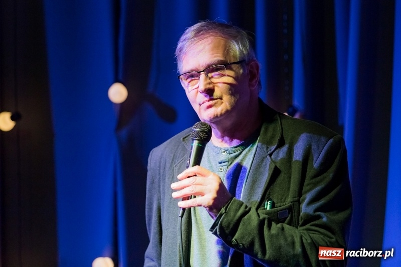Zdjęcie w galerii na portalu naszraciborz.pl: Olgierd Łukaszewicz gościem raciborskiej biblioteki wiadomości z regionu
