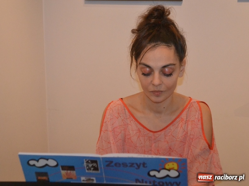 Zdjęcie w galerii na portalu naszraciborz.pl: JazzBook - muzyczny wernisaż w galerii OBOK  wiadomości z regionu