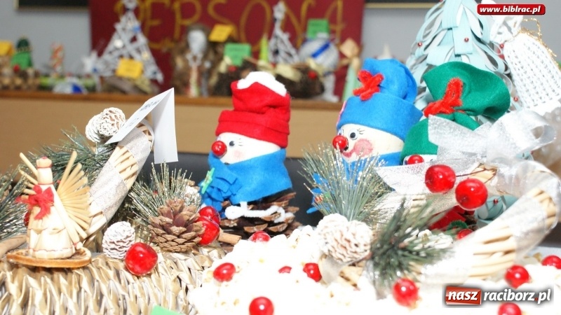 Zdjęcie w galerii na portalu naszraciborz.pl: Filmowa Noc w bibliotece z… Olgierdem Łukaszewiczem i innymi atrakcjami wiadomości z regionu