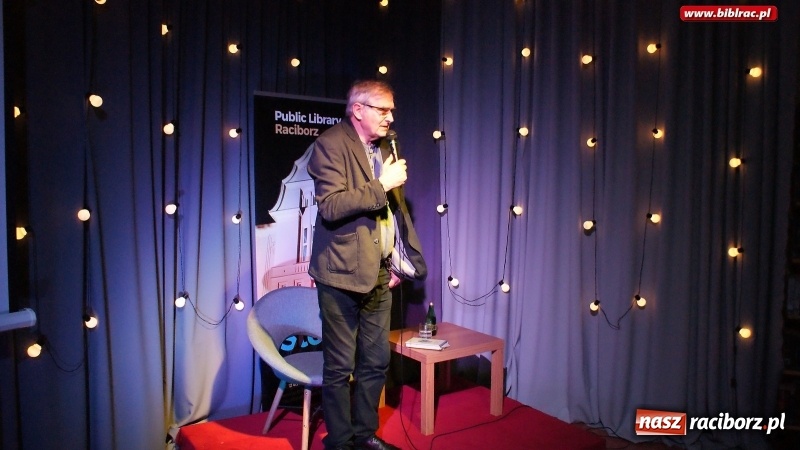 Zdjęcie w galerii na portalu naszraciborz.pl: Filmowa Noc w bibliotece z… Olgierdem Łukaszewiczem i innymi atrakcjami wiadomości z regionu