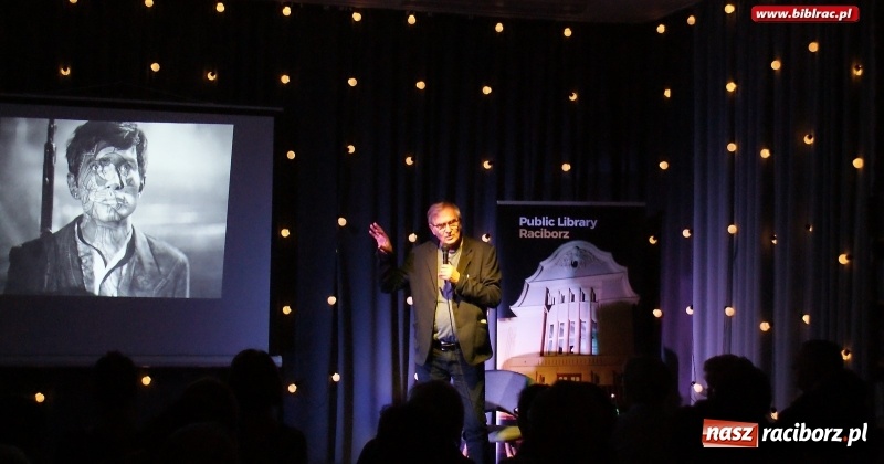 Zdjęcie w galerii na portalu naszraciborz.pl: Filmowa Noc w bibliotece z… Olgierdem Łukaszewiczem i innymi atrakcjami wiadomości z regionu